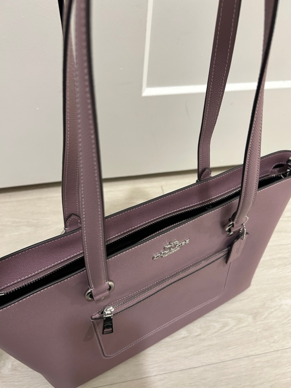 Coach (NWT) Station Tote in Jasmine - Picture 7 of 17